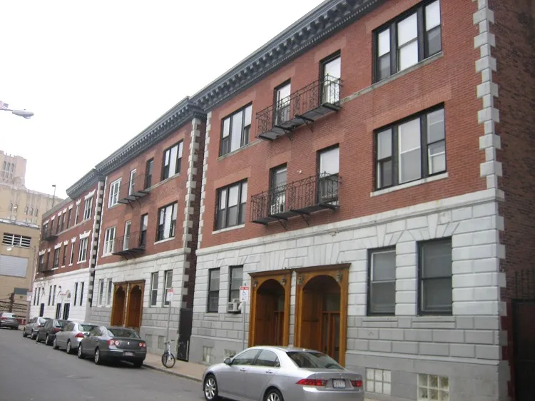 2 bed, 1 bath apartment for rent at 15 Aberdeen St Unit 2, Fenway — photo 40 of 59