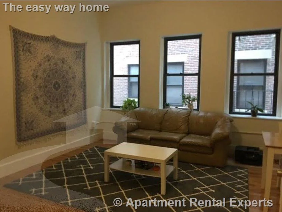 2 bed, 1 bath apartment for rent at 15 Aberdeen St Unit 2, Fenway — photo 14 of 15
