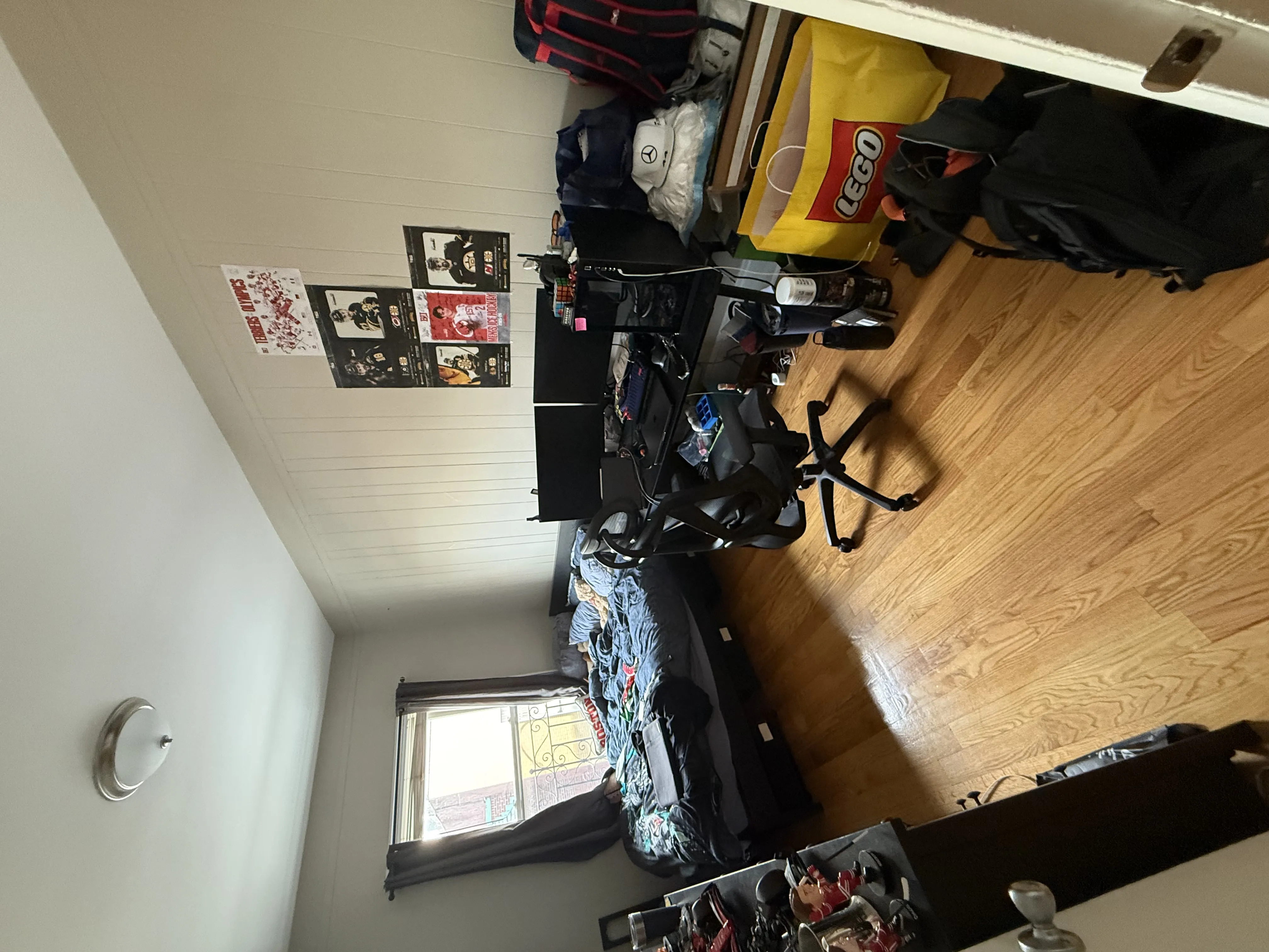 2 bed, 1 bath apartment for rent at 15 Aberdeen St Unit 3, Fenway — photo 3 of 9