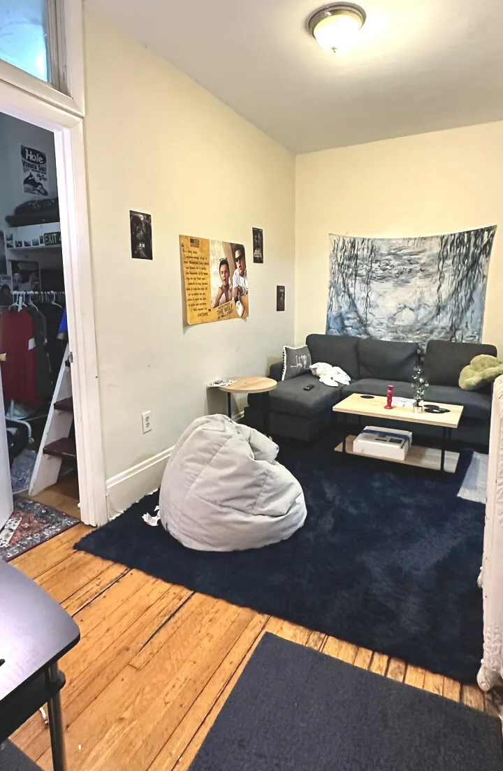 3 bed, 1 bath apartment for rent at 15 Aberdeen St Unit 6, Fenway — photo 6 of 20