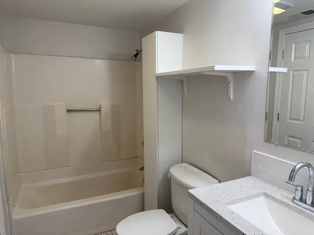 2 bed, 2 bath apartment for rent at 15 Adams St Unit 1, Watertown — photo 11 of 13