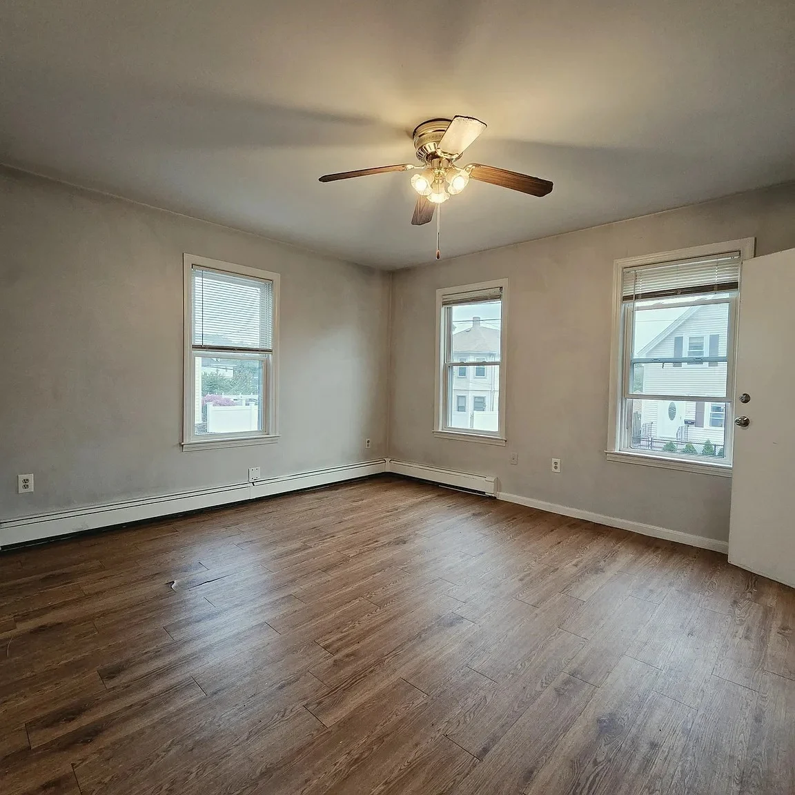 1 bed, 1 bath apartment for rent at 15 Albertina St Unit 1L, Quincy — photo 3 of 5