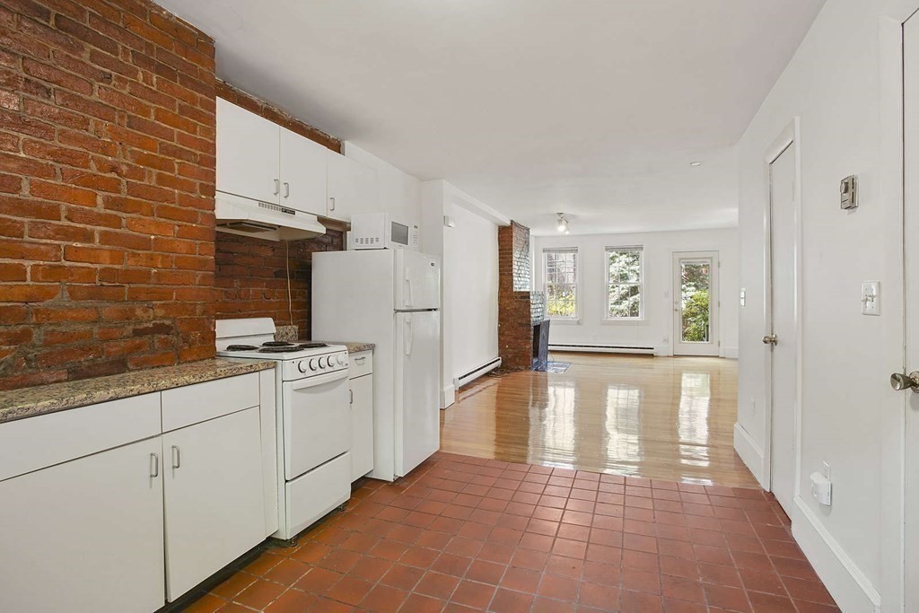 Studio bed, 1 bath apartment for rent at 15 Appleton St Unit A (No Fee), South End — photo 7 of 25