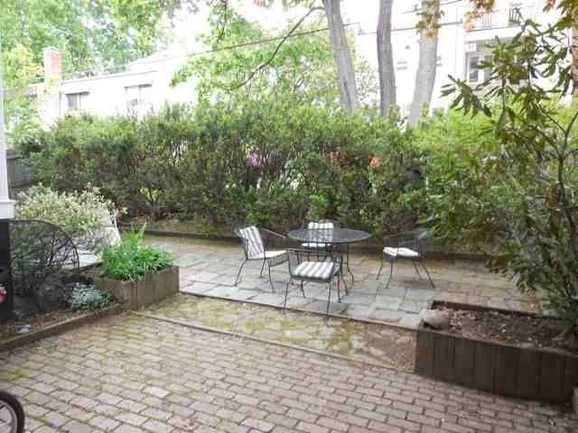 4 bed, 1 bath apartment for rent at 15 Arlington Unit 15, Cambridge — photo 26 of 28