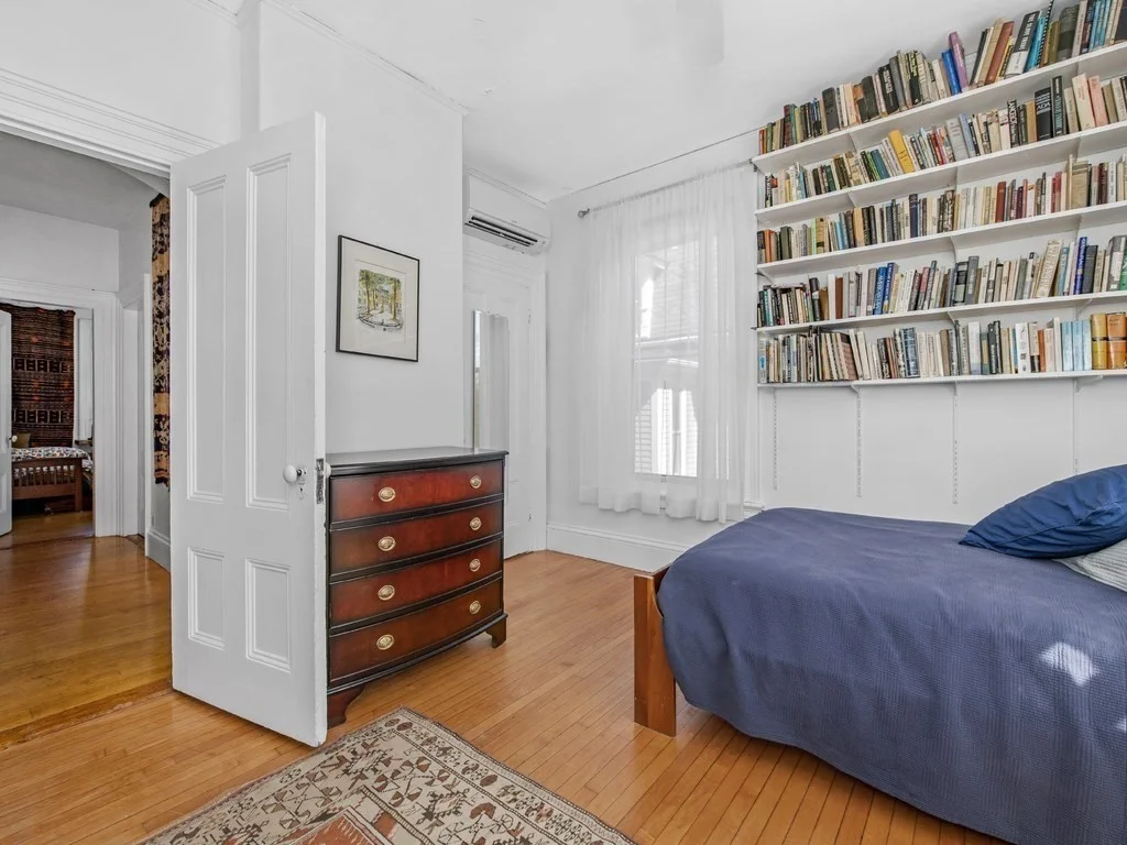 4 bed, 1 bath apartment for rent at 15 Arlington Unit 15, Cambridge — photo 20 of 28