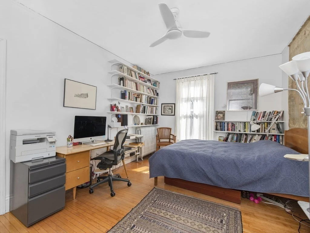 4 bed, 1 bath apartment for rent at 15 Arlington Unit 15, Cambridge — photo 17 of 28