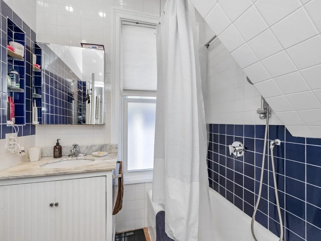 4 bed, 1 bath apartment for rent at 15 Arlington Unit 15, Cambridge — photo 21 of 28
