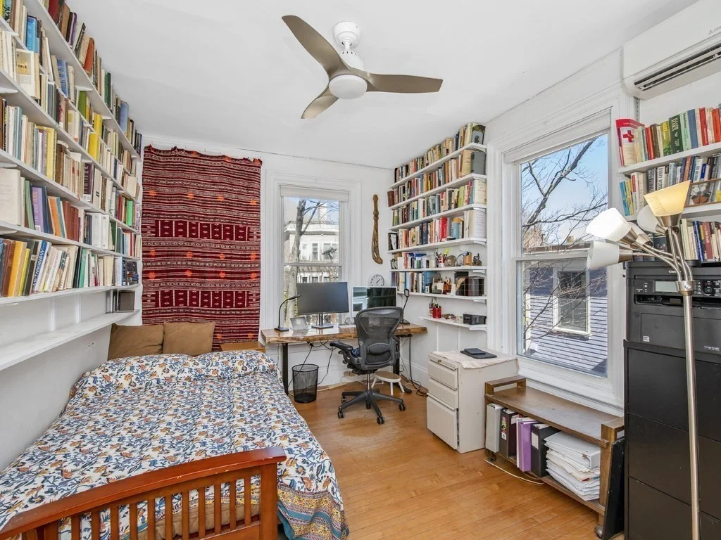 4 bed, 1 bath apartment for rent at 15 Arlington Unit 15, Cambridge — photo 15 of 28