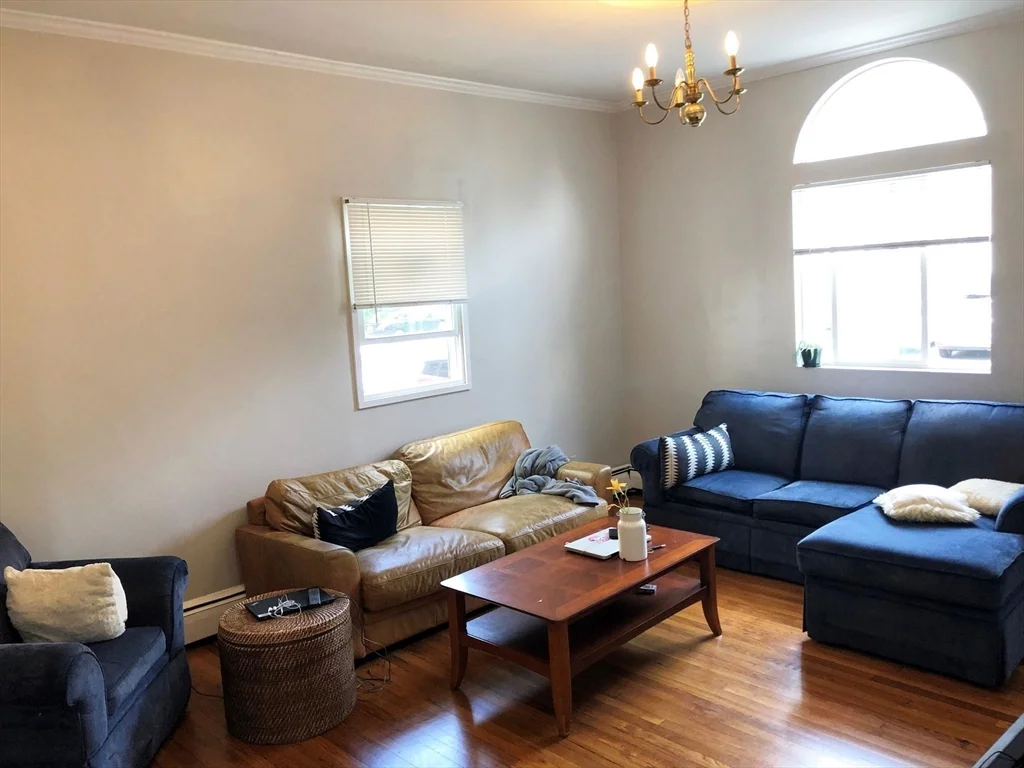 4 bed, 2 bath apartment for rent at 15 Ashford St Unit 1, Allston — photo 4 of 9