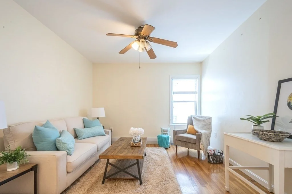 3 bed, 1 bath apartment for rent at 15 Aspinwall Ave Unit 3, Brookline — photo 2 of 25