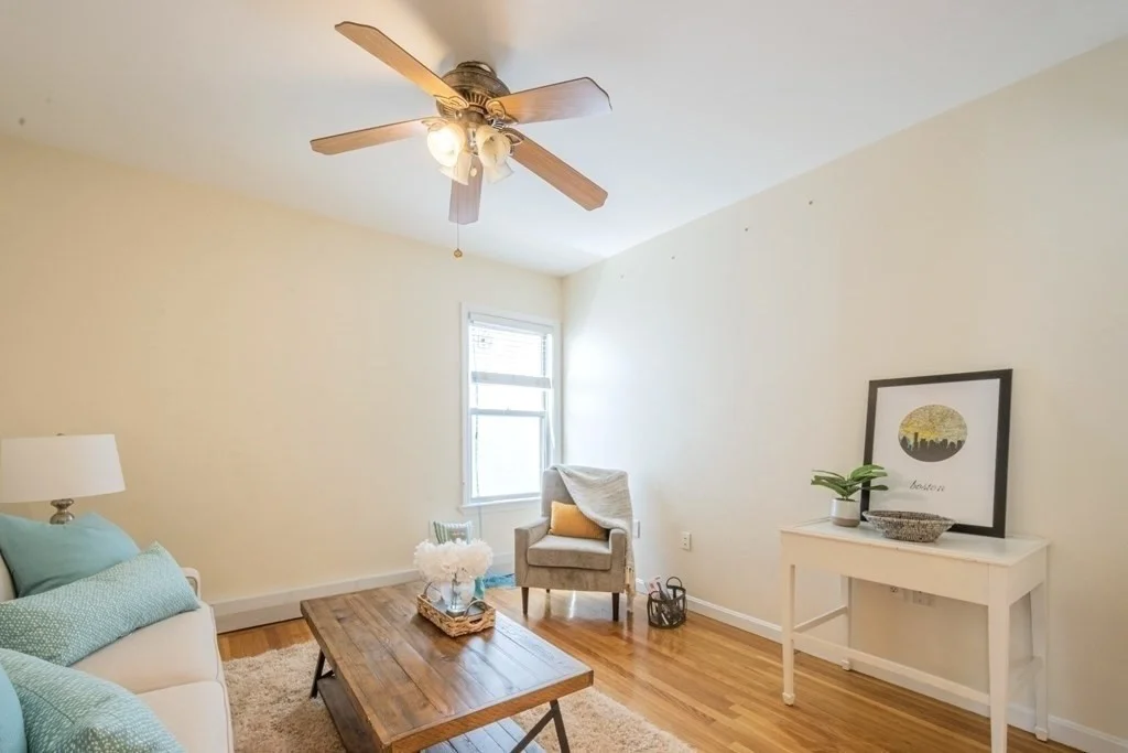 3 bed, 1 bath apartment for rent at 15 Aspinwall Ave Unit 3, Brookline — photo 4 of 25