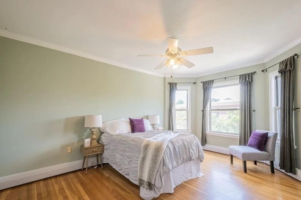 3 bed, 1 bath apartment for rent at 15 Aspinwall Ave Unit 3, Brookline — photo 11 of 25