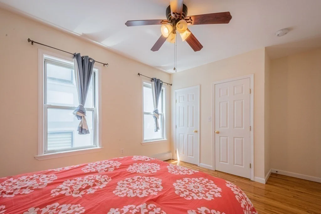 3 bed, 1 bath apartment for rent at 15 Aspinwall Ave Unit 3, Brookline — photo 20 of 25