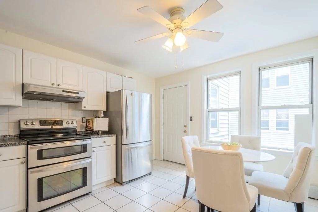 3 bed, 1 bath apartment for rent at 15 Aspinwall Ave Unit 3, Brookline — photo 8 of 25