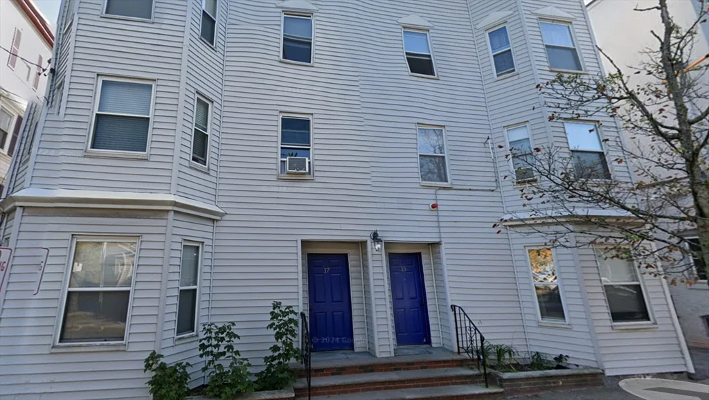 3 bed, 1 bath apartment for rent at 15 Aspinwall Ave Unit 4, Coolidge Corner — photo 9 of 9