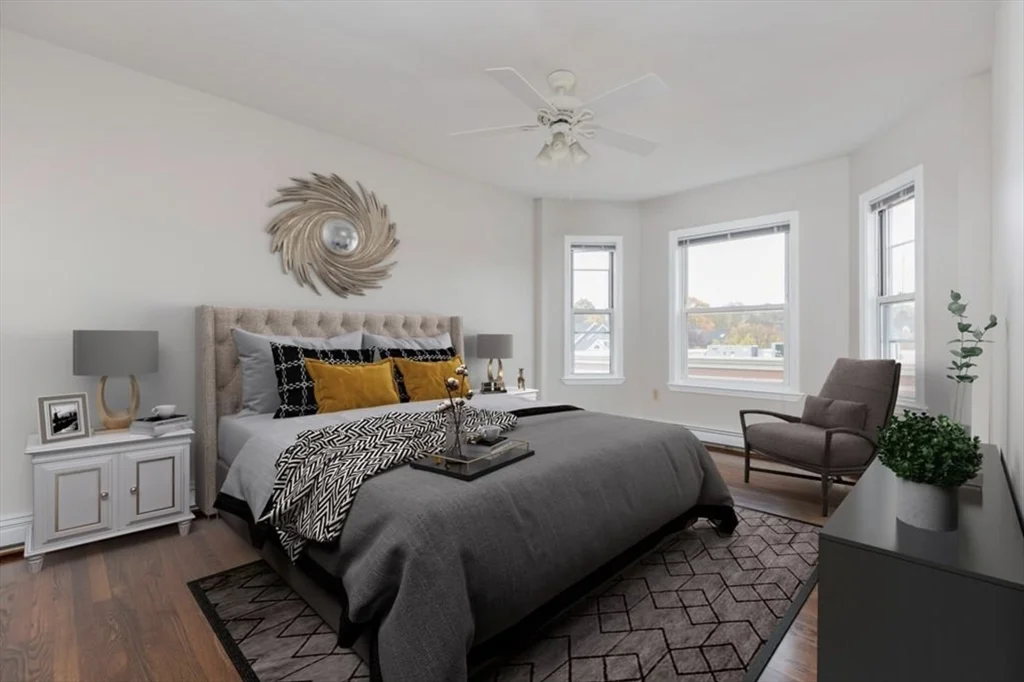 3 bed, 1 bath apartment for rent at 15 Aspinwall Ave Unit 4, Coolidge Corner — photo 5 of 8