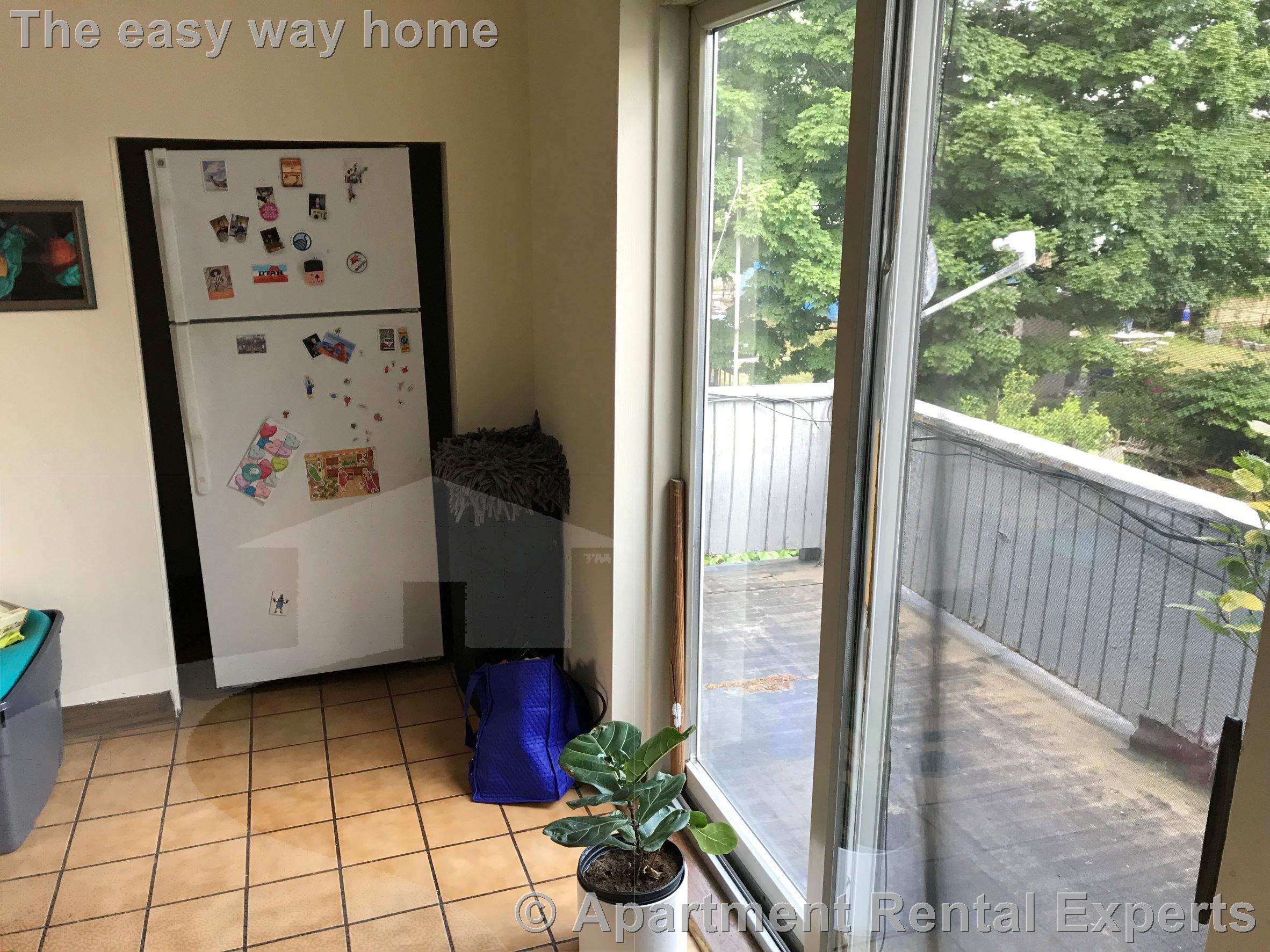 2 bed, 1 bath apartment for rent at 15 Auburn Ave Unit 2, East Somerville — photo 10 of 18