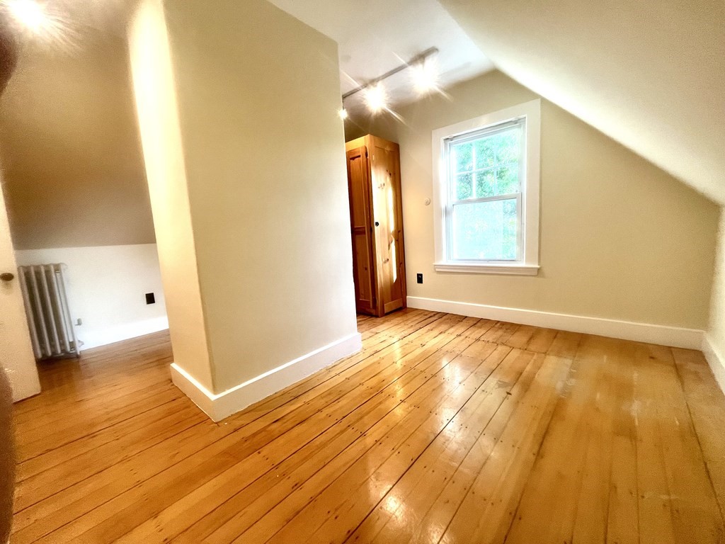 4 bed, 2 bath apartment for rent at 15 Auburn Unit A, Coolidge Corner — photo 12 of 16