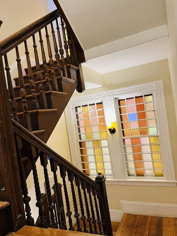 4 bed, 2 bath apartment for rent at 15 Auburn Unit A, Coolidge Corner — photo 5 of 16