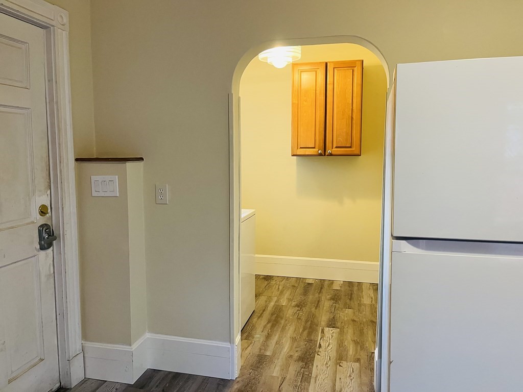 4 bed, 2 bath apartment for rent at 15 Auburn Unit A, Coolidge Corner — photo 7 of 16
