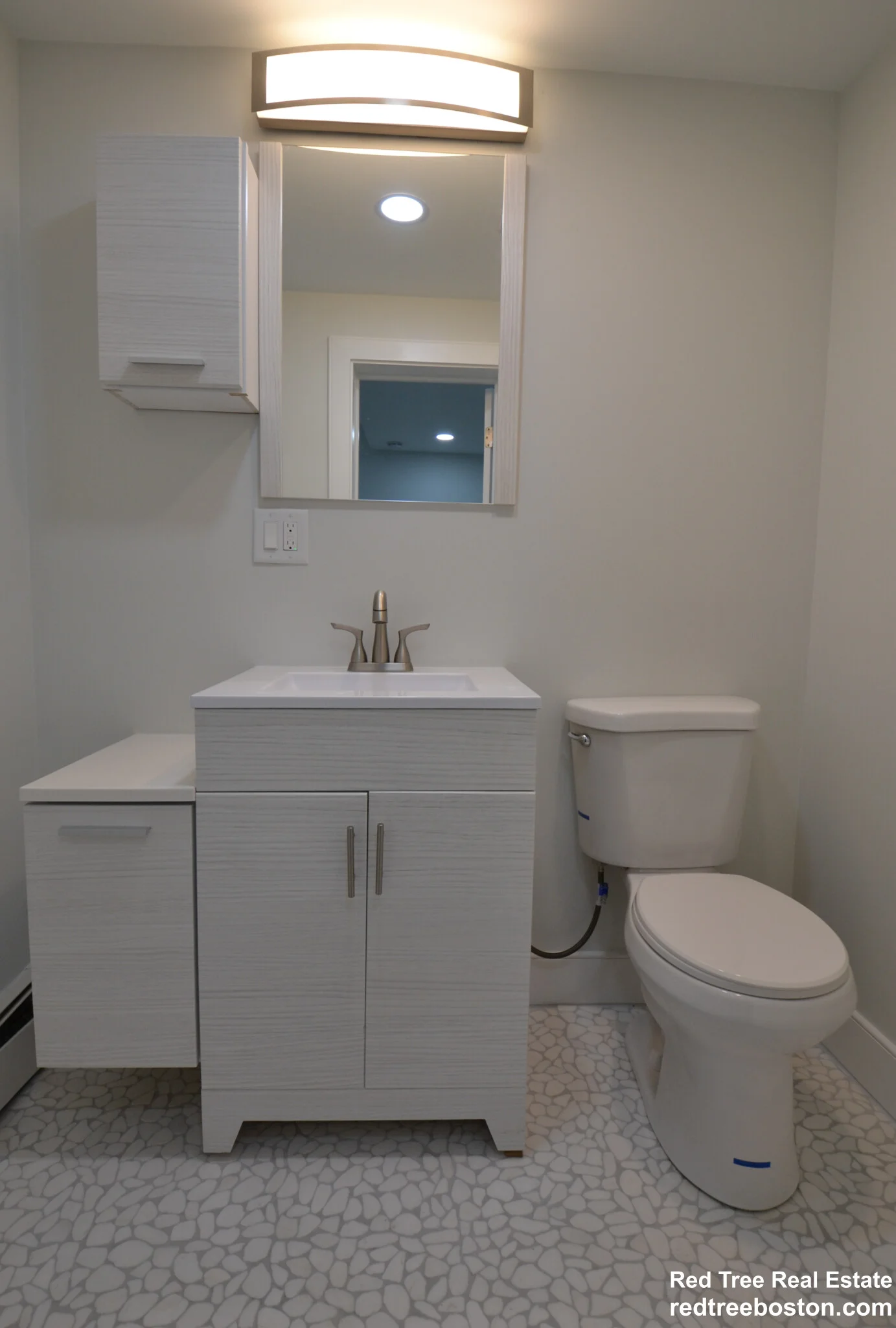 2 bed, 1 bath apartment for rent at 15 Avalon St Unit 1, Revere — photo 9 of 15