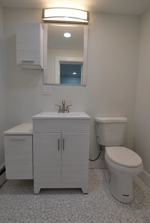 2 bed, 1 bath apartment for rent at 15 Avalon St Unit 15, Revere — photo 8 of 13