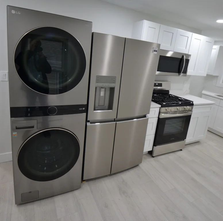 2 bed, 1 bath apartment for rent at 15 Avalon St Unit 15, Revere — photo 4 of 13