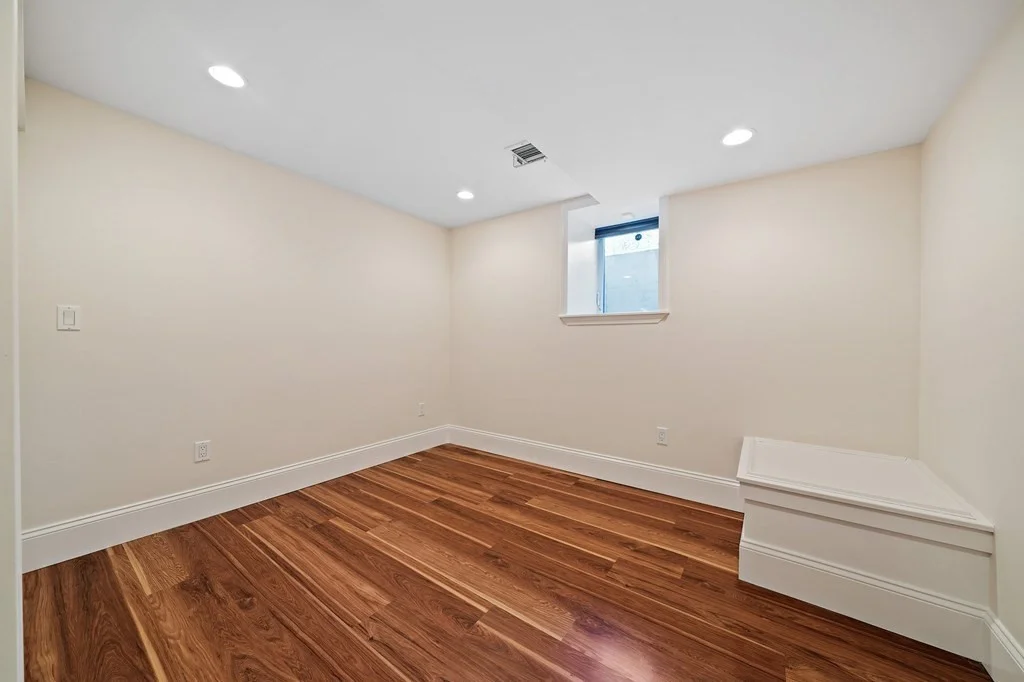 3 bed, 2 bath apartment for rent at 15 Avalon Unit 1, Milton — photo 13 of 26