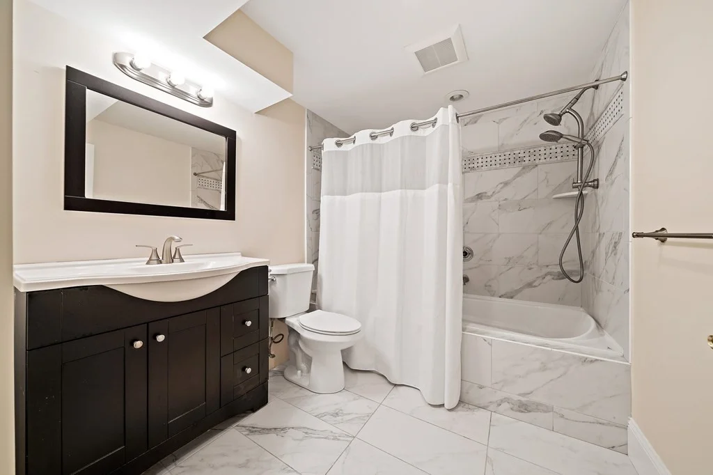 3 bed, 2 bath apartment for rent at 15 Avalon Unit 1, Milton — photo 15 of 26