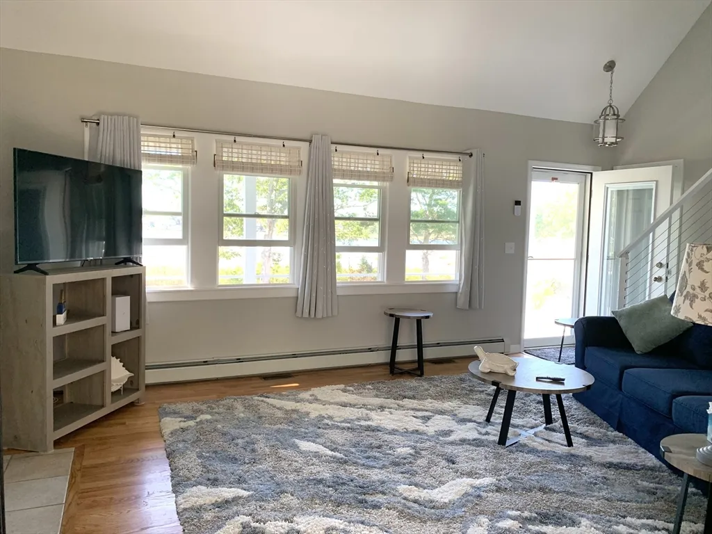 3 bed, 2 bath apartment for rent at 15 Avenue A St, Wareham — photo 6 of 27