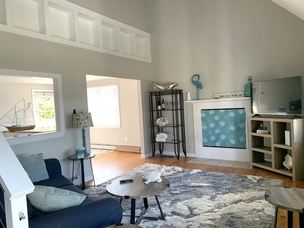3 bed, 2 bath apartment for rent at 15 Avenue A St, Wareham — photo 5 of 27