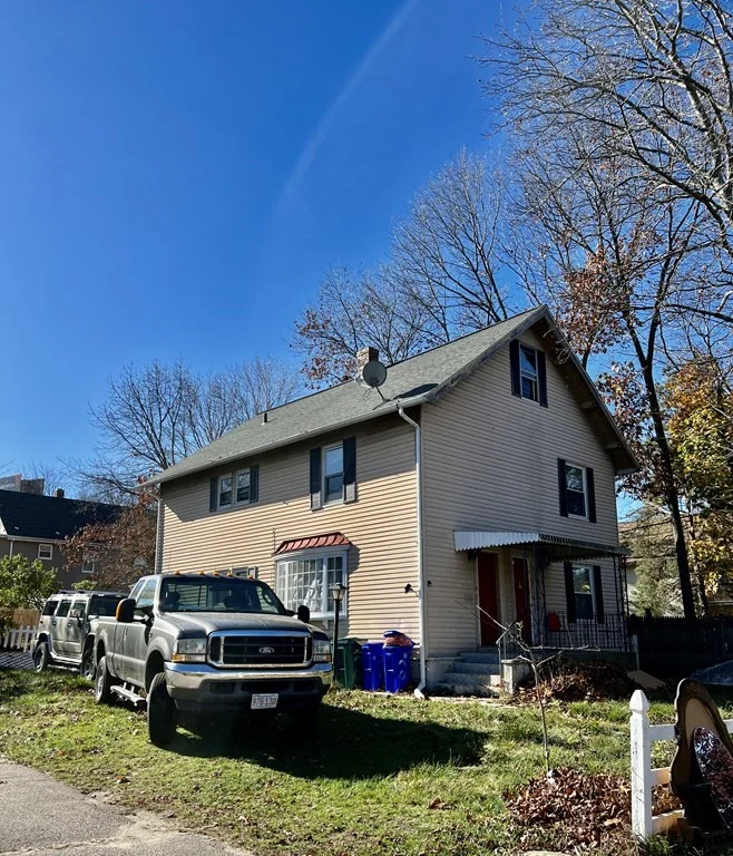 2 bed, 1 bath apartment for rent at 15 Baltic St Unit 1, Attleboro