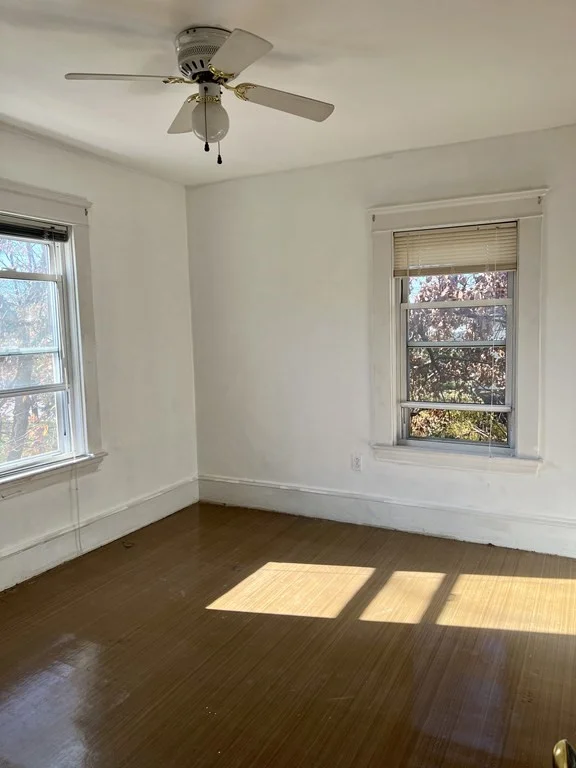 2 bed, 1 bath apartment for rent at 15 Baltic St Unit 1, Attleboro — photo 3 of 7