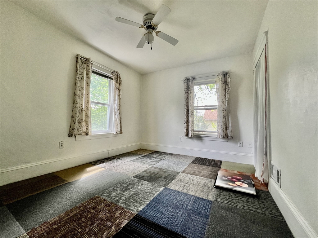 3 bed, 2 bath apartment for rent at 15 Baltic St Unit 2, Attleboro — photo 8 of 16