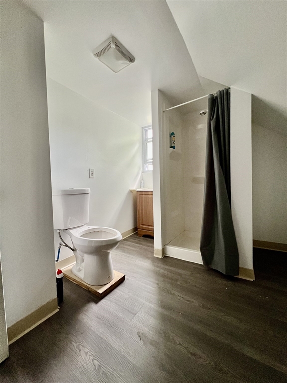 3 bed, 2 bath apartment for rent at 15 Baltic St Unit 2, Attleboro — photo 15 of 16