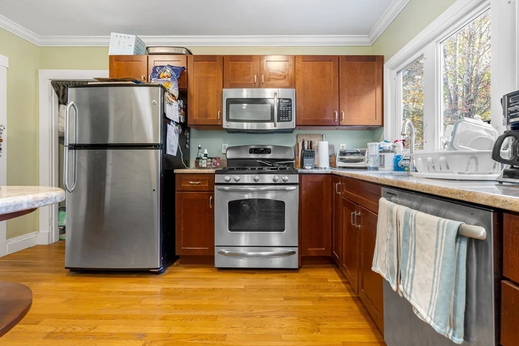 2 bed, 1 bath apartment for rent at 15 Batchelder St Unit 15, Fells — photo 7 of 31