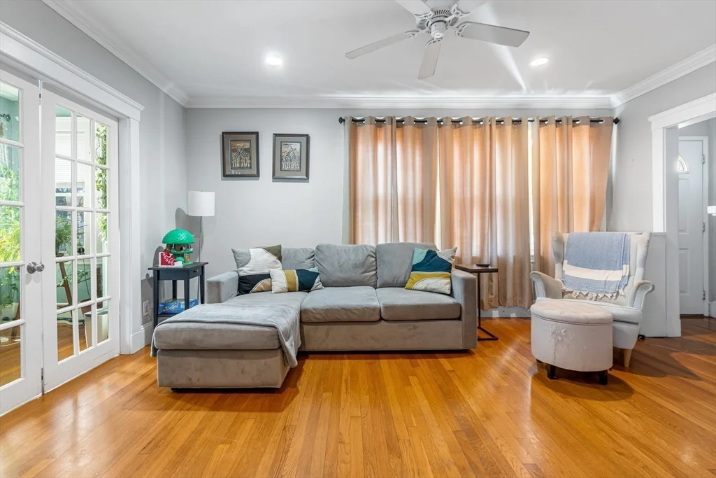2 bed, 1 bath apartment for rent at 15 Batchelder St Unit 15, Fells — photo 11 of 31