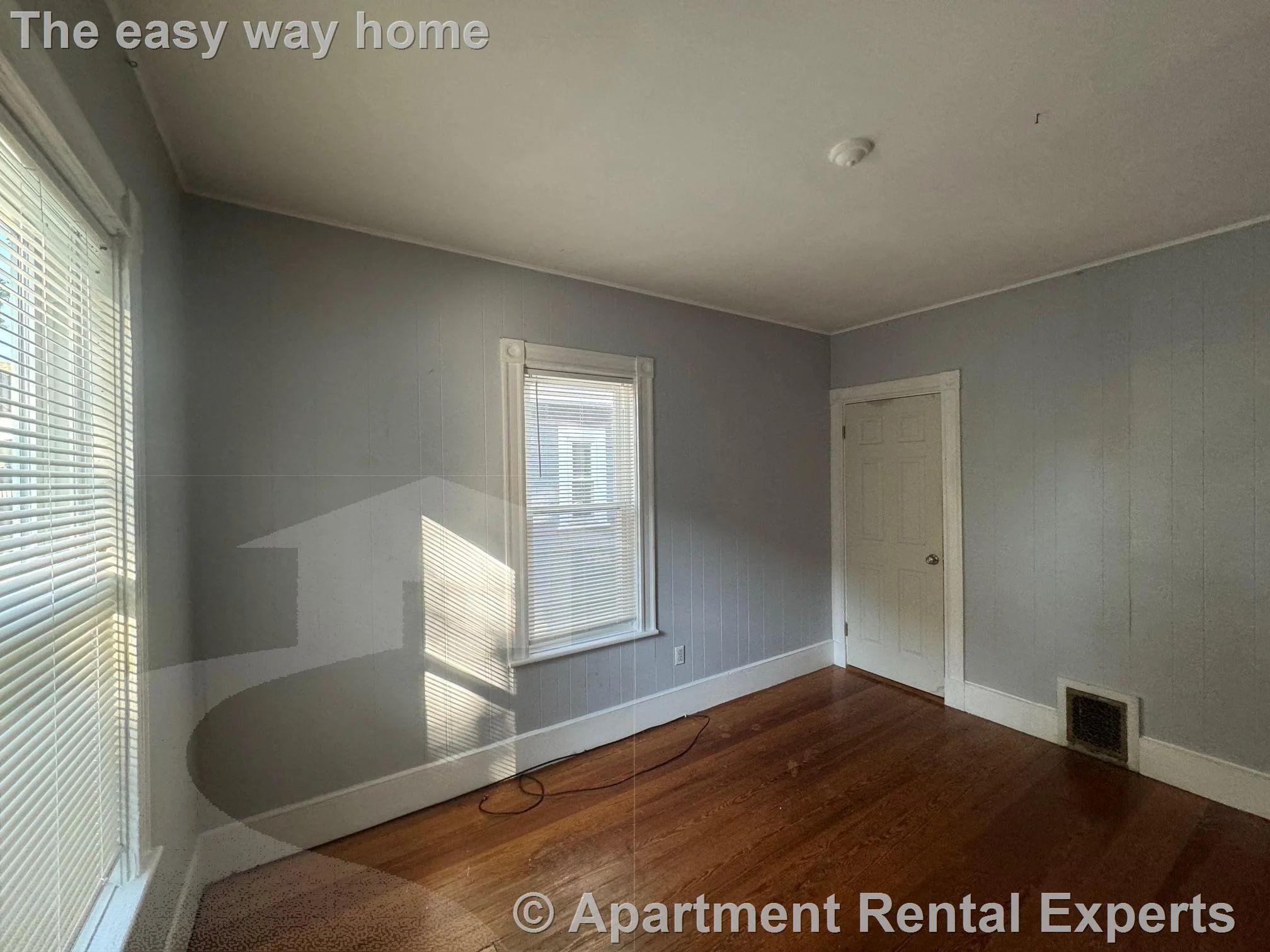 5 bed, 2 bath apartment for rent at 15 Bay State Ave Unit 2, Davis Square — photo 9 of 24
