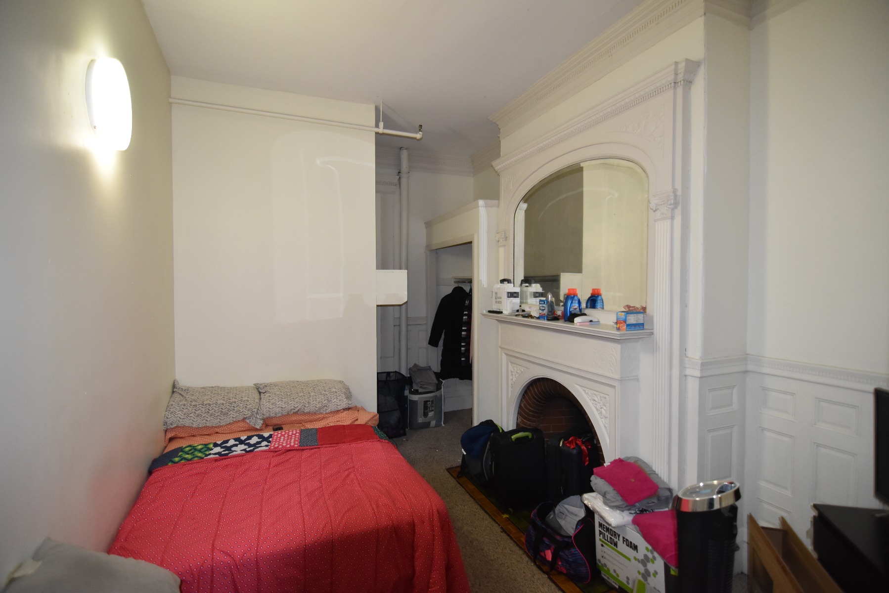 1 bed, 1 bath apartment for rent at 15 Bay State Rd Unit 3, Fenway