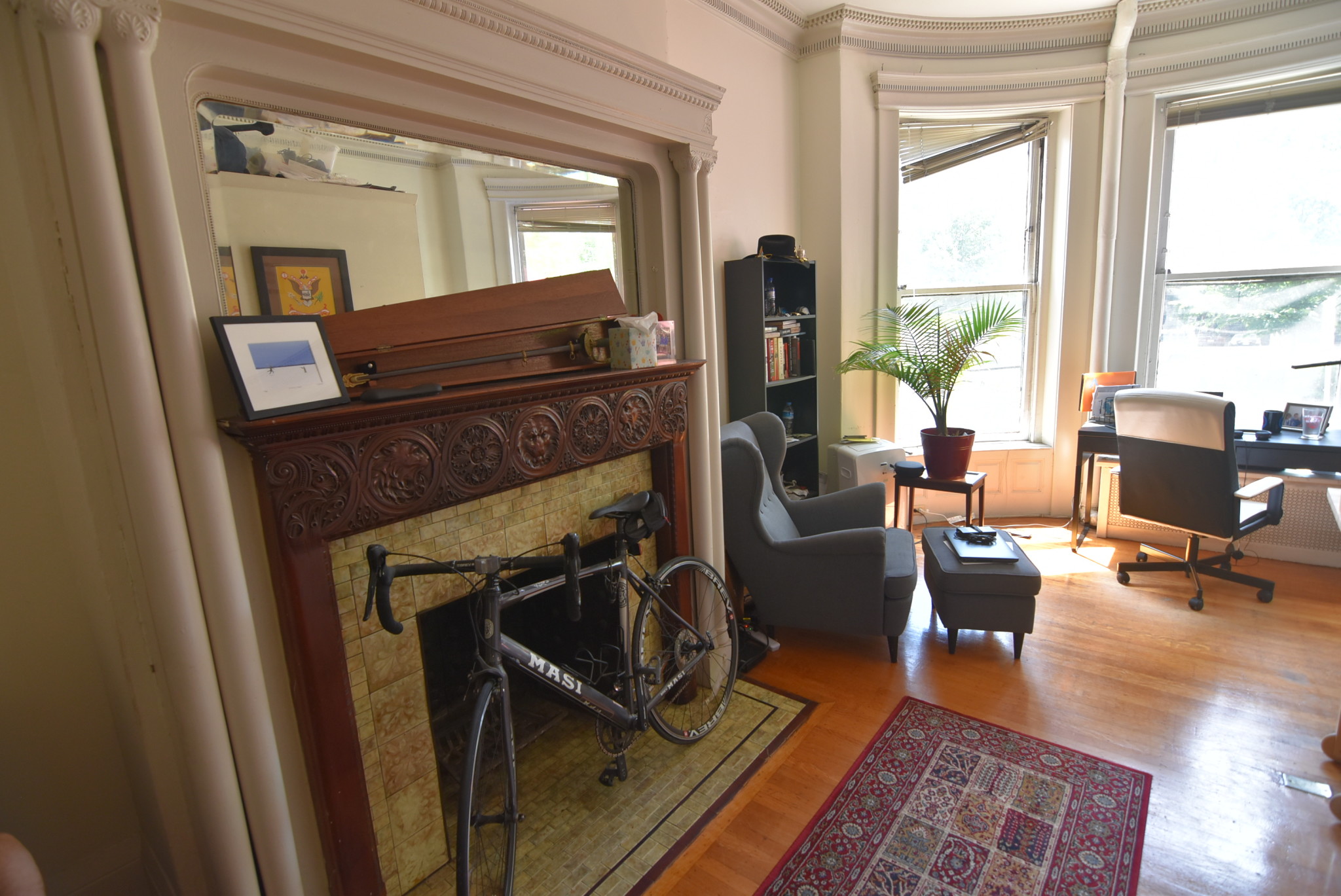1 bed, 1 bath apartment for rent at 15 Bay State Rd Unit 3, Fenway — photo 2 of 15