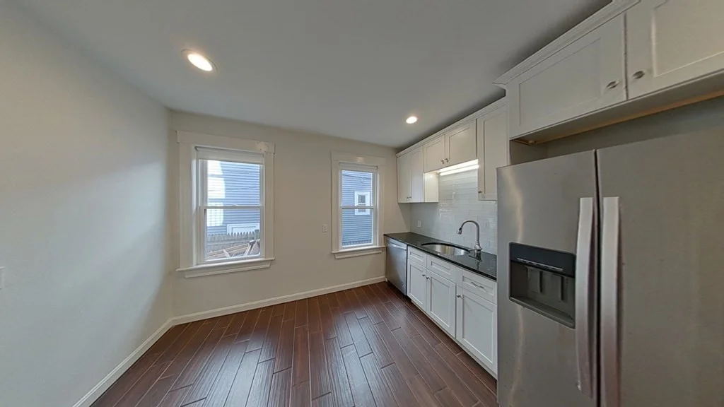 3 bed, 1 bath apartment for rent at 15 Bayside St Unit 1, Dorchester — photo 1 of 16