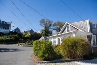 4 bed, 2 bath apartment for rent at 15 Beach St, Siasconset — photo 11 of 21