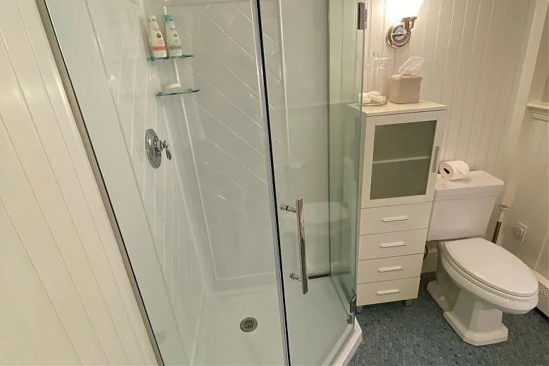 4 bed, 2 bath apartment for rent at 15 Beach St, Siasconset — photo 13 of 21
