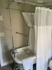 4 bed, 2 bath apartment for rent at 15 Beach St, Siasconset — photo 14 of 21