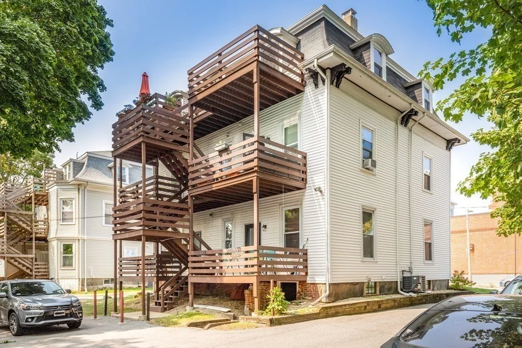 1 bed, 1 bath apartment for rent at 15 Beale St Unit 5, Dorchester — photo 19 of 21