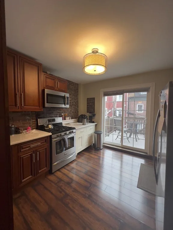 2 bed, 1 bath apartment for rent at 15 Beckler Ave Unit 2, South Boston