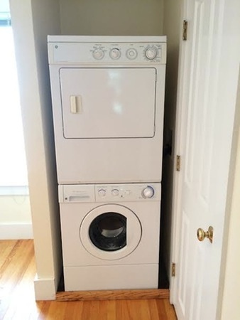 2 bed, 1 bath apartment for rent at 15 Beech St Unit 3, Nonantum — photo 19 of 20