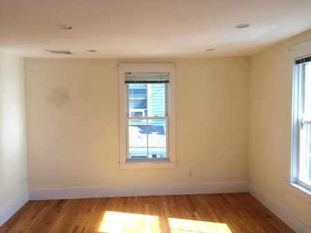 2 bed, 1 bath apartment for rent at 15 Beech St Unit 3, Nonantum — photo 18 of 20