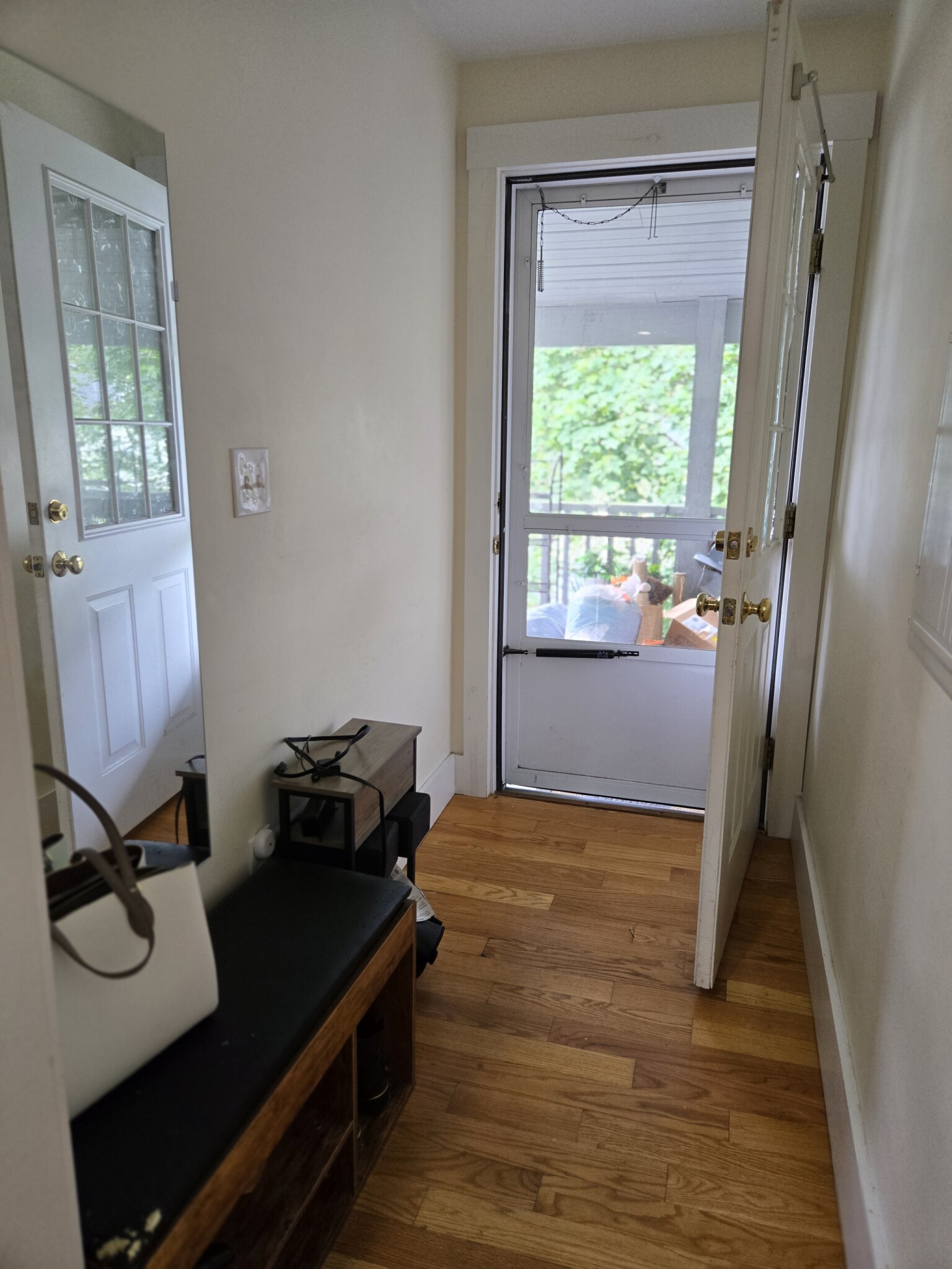 2 bed, 1 bath apartment for rent at 15 Beech St Unit 3, Nonantum — photo 13 of 20