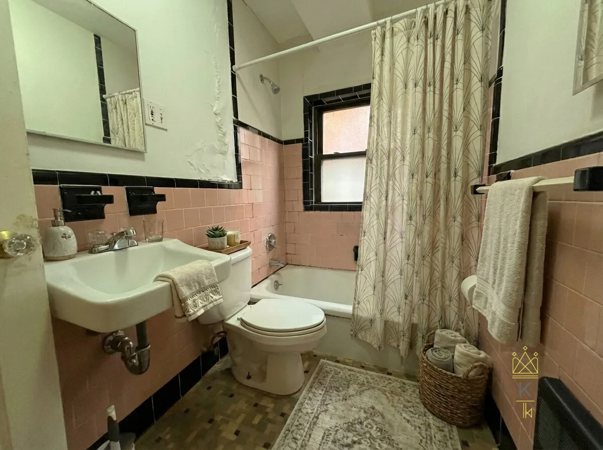1 bed, 1 bath apartment for rent at 15 Beechcroft St Unit 2, Oak Square — photo 4 of 4
